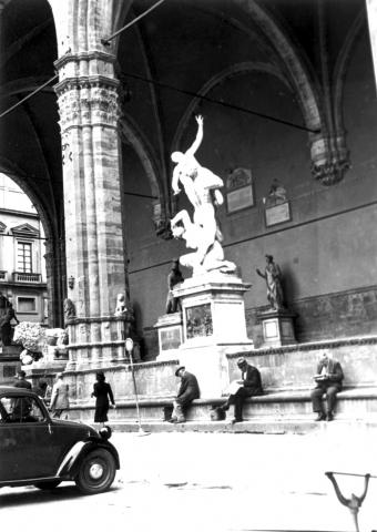 Estátua do Rapto das Sabinas, de Giambologna